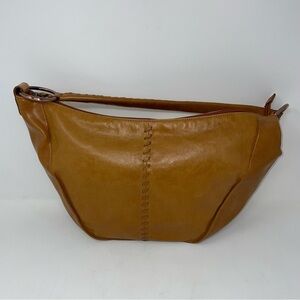 Auricle Orange Leather Shoulder Bag | Tapered Design